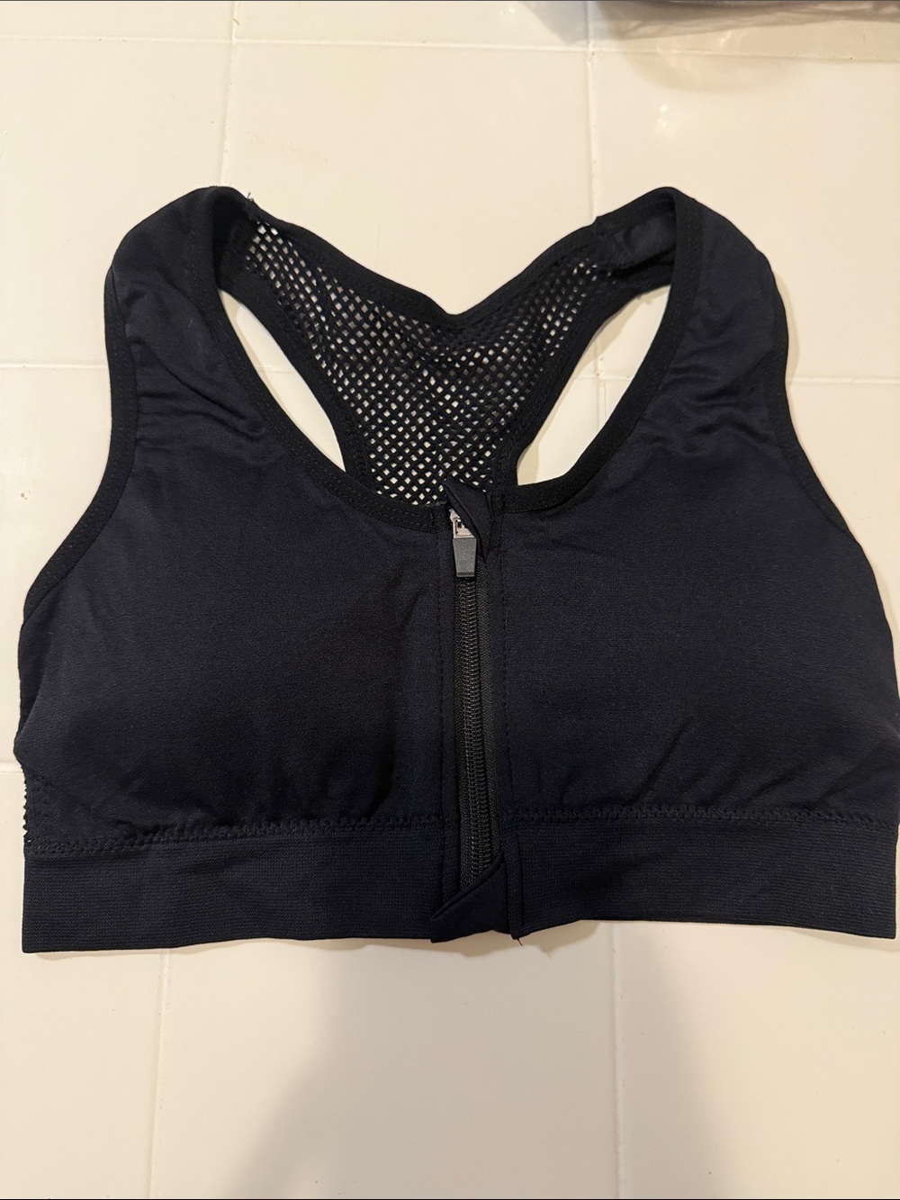 Comfort Zip-Front Black Sports Bra - Women